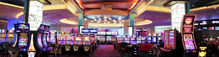 Kontrol taruhan dan pengaturan permainan Treasures Aztec